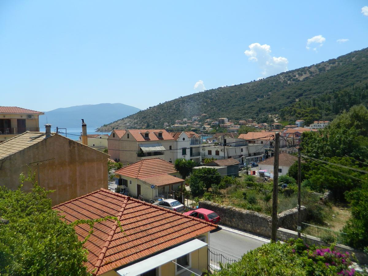 Logara'S Apartments Agia Efimia 外观 照片